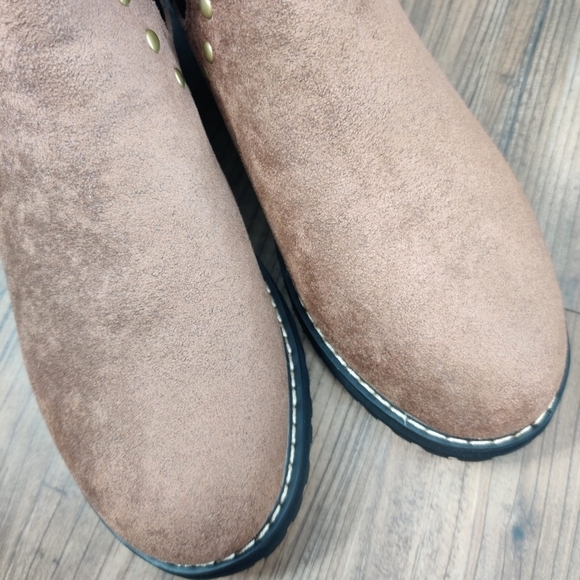 SEVEN7 Romanoff Waterproof Ankle Boot Faux Suede Brown Studs Neoprene Lug Sole - Picture 9 of 16